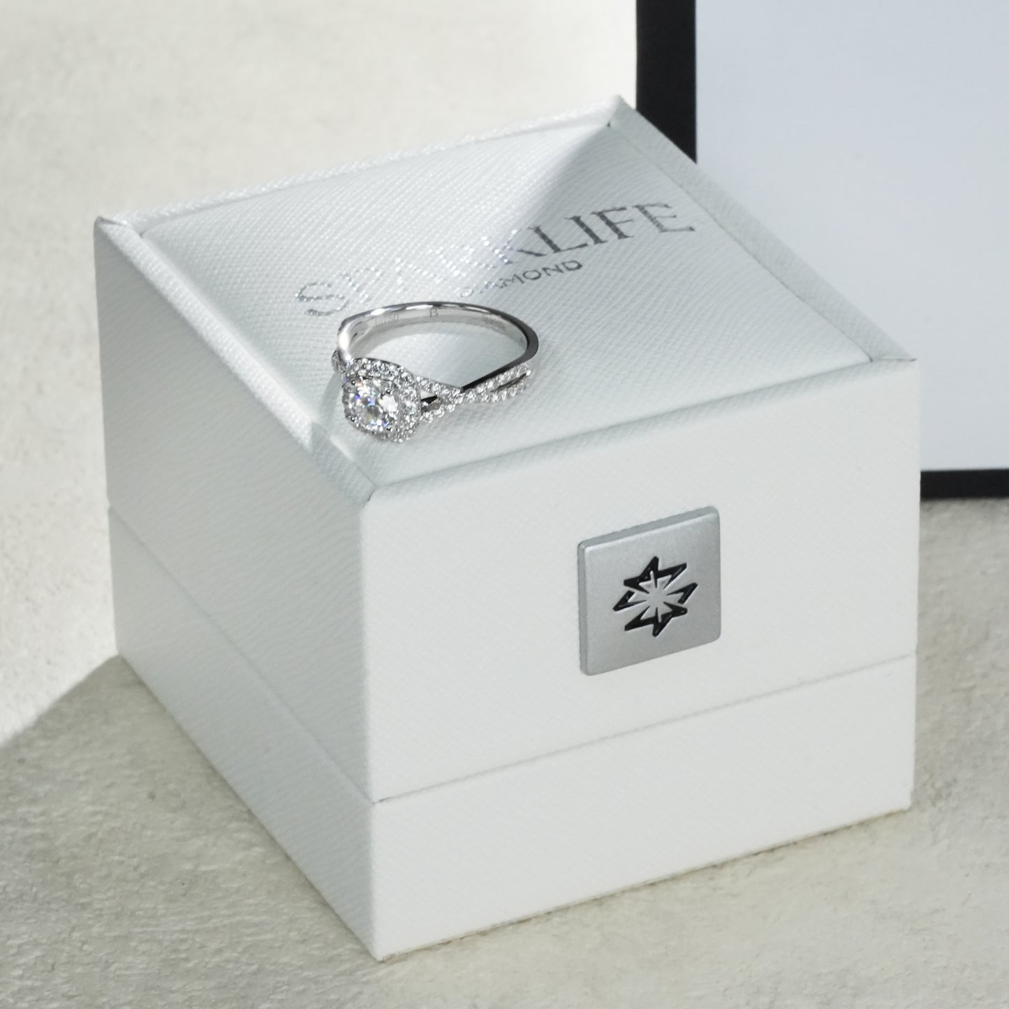 Sugar Cube Twisted Arm Ring