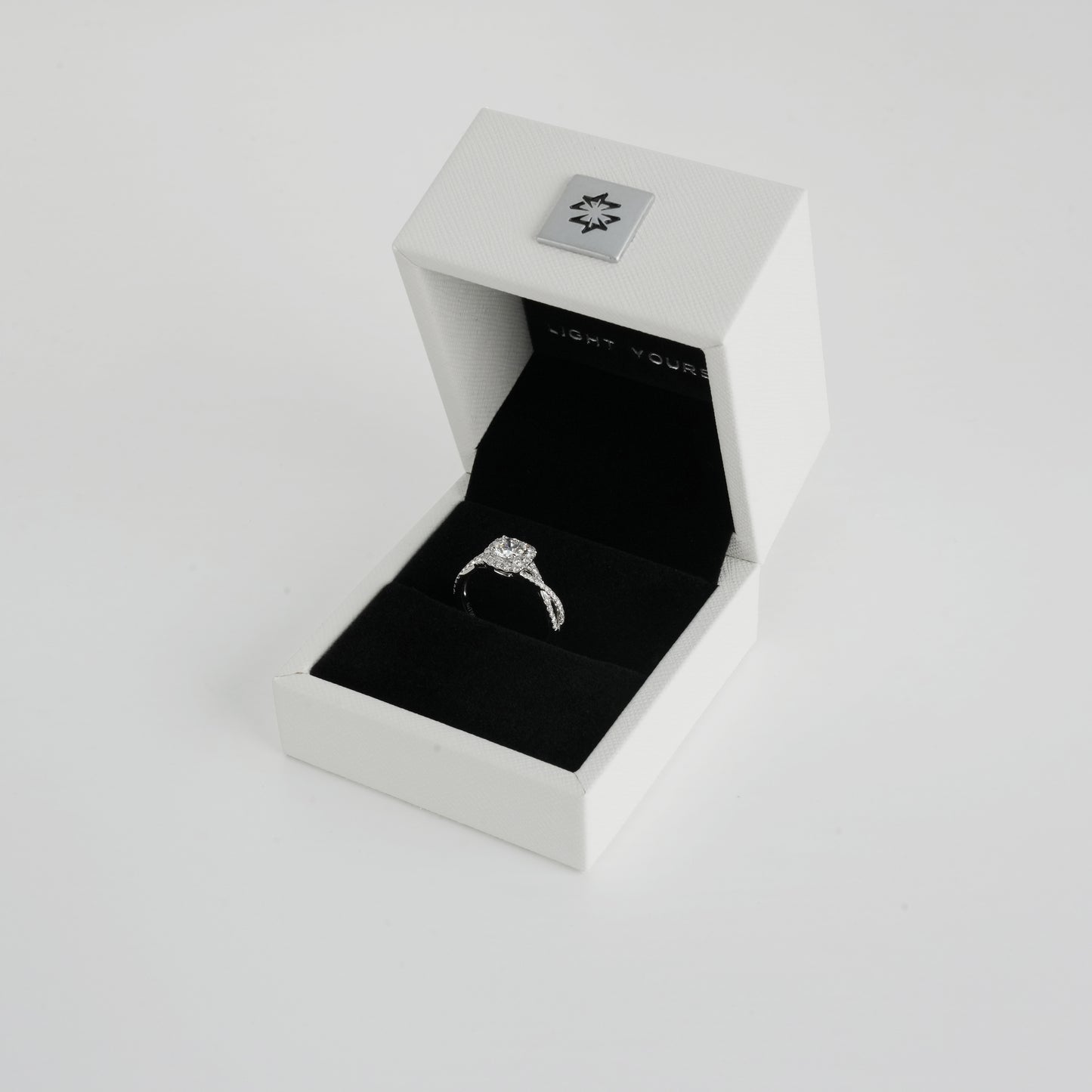 Sugar Cube Twisted Arm Ring